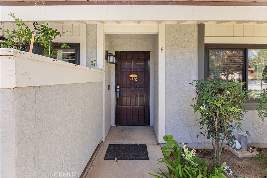 2346 Royal Ave APT 8, Simi Valley, CA 93065 | Zillow