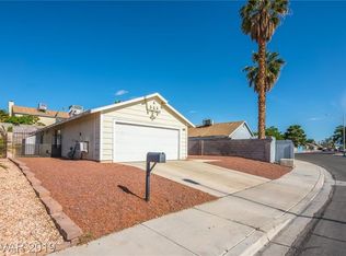 1324 Wintergreen Dr, Las Vegas, NV 89128