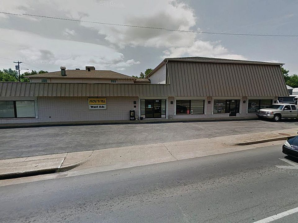 Building in Madisonville, KY