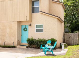 133 Pine St, Atlantic Beach, FL 32233