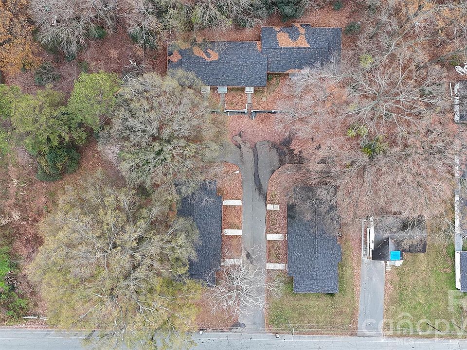 1st image of 2427 Carmine St