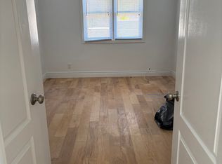 7373 198th St FLOOR 1, Fresh Meadows, NY 11366