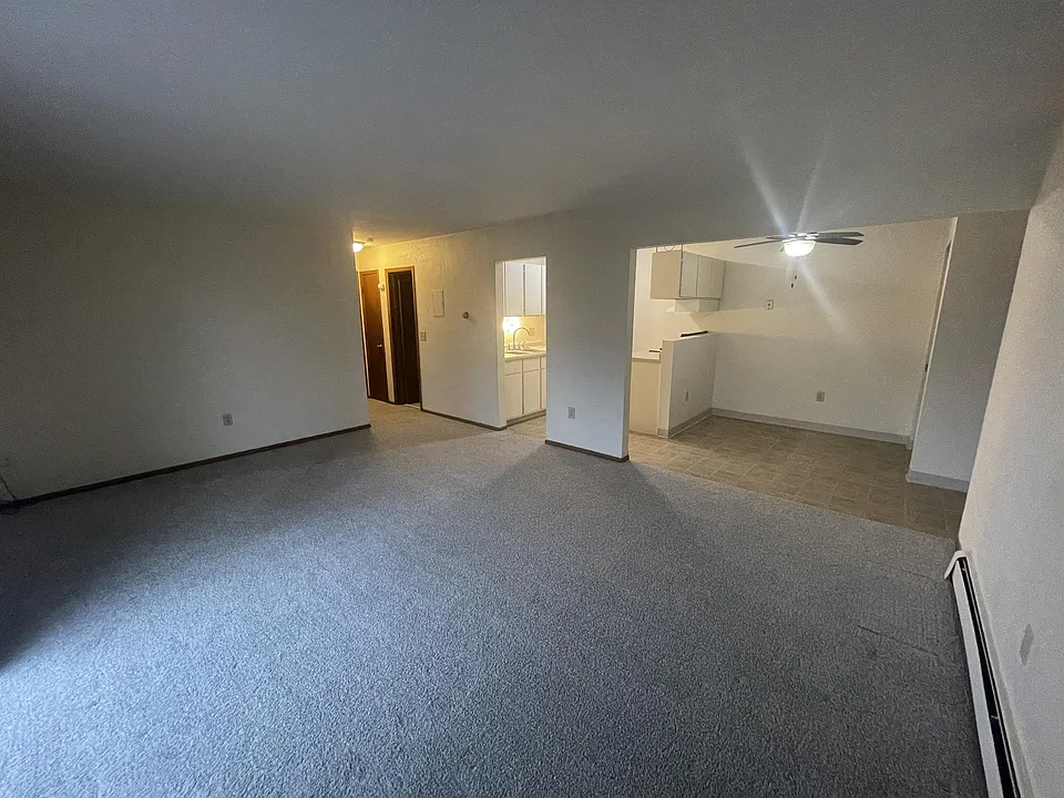 1862 Feronia Ave #10