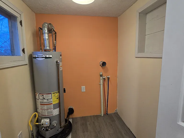 1712 Blackburn Ave — Photo 12