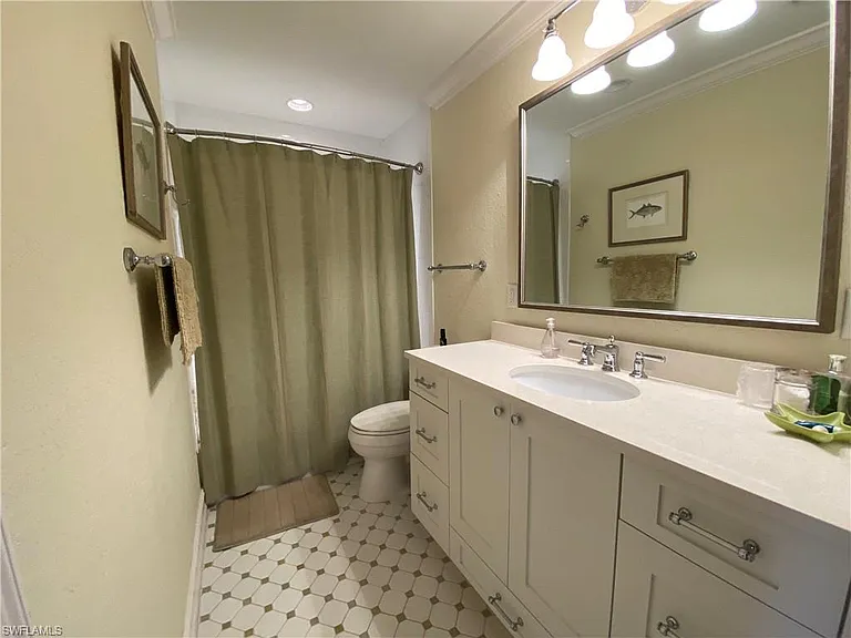 9101 Vanderbilt Dr #304 — Photo 16