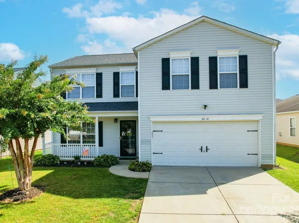 8818 Kirkville Ln, Charlotte, NC 28216