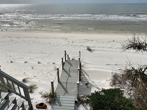 5th image of 870 Gulf Shore Dr