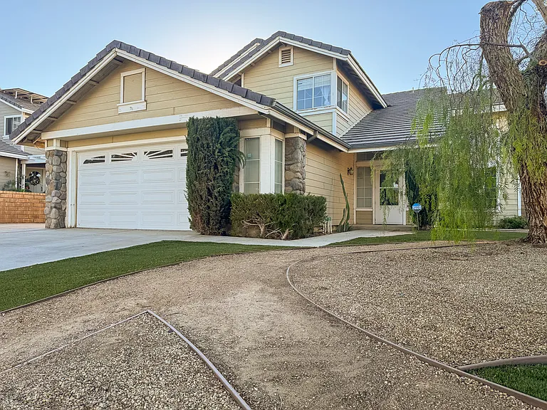 36535 Jenna Ln — Photo 2