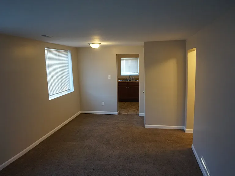 28973 Glenwood St — Photo 5