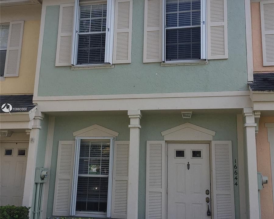 1st image of 16644 Hemingway Dr #16644
