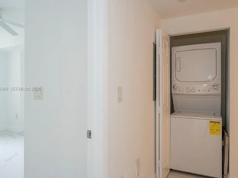 510 NW 84th Ave #520 — Photo 11