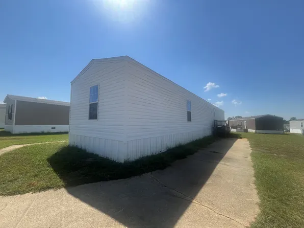 1158 Hunters Mountain Pkwy, Troy, AL 36079