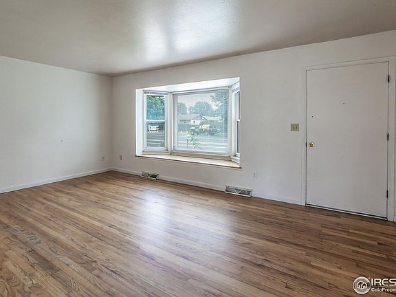 5th image of 2609 Meadowlark Ave