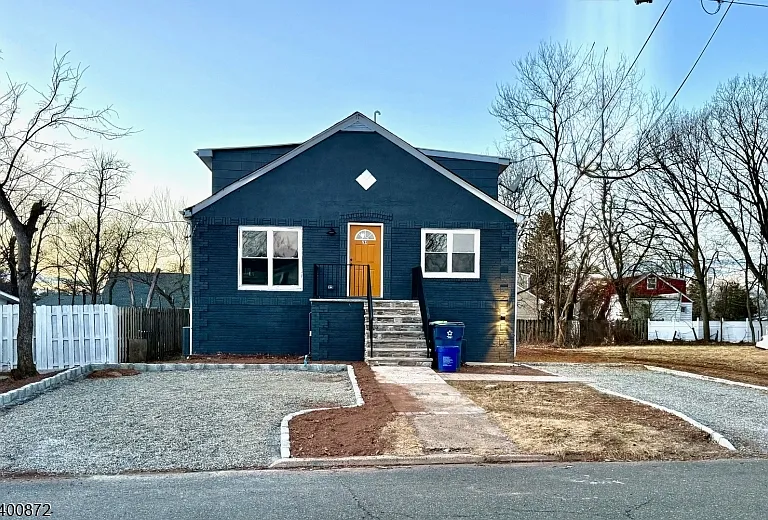 264 Girard Ave #A — Photo 1