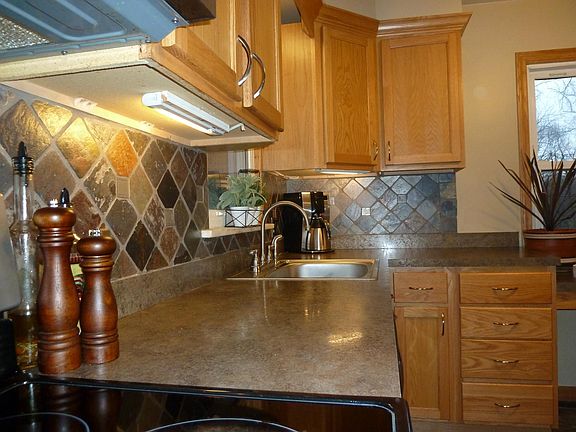 4th image of 1743 Beaconwood Ave
