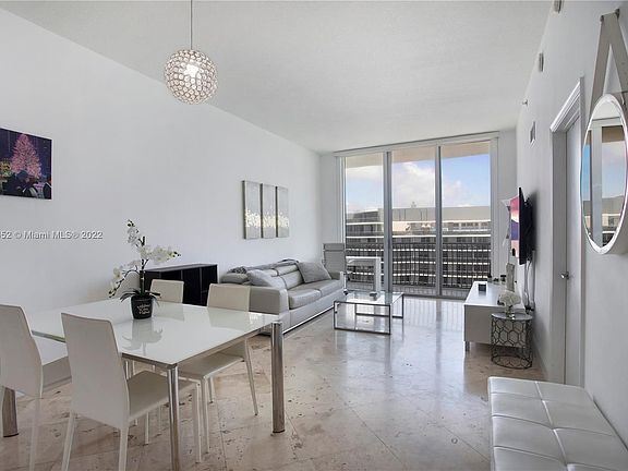 2nd image of 1750 N Bayshore Dr APT 5605