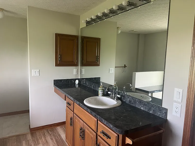 1675 Braumiller Rd — Photo 21
