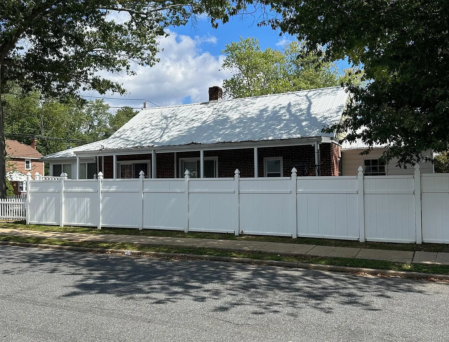 3 bed, 1.5 bath, 1000 sqft, $3,450 — Photo 3