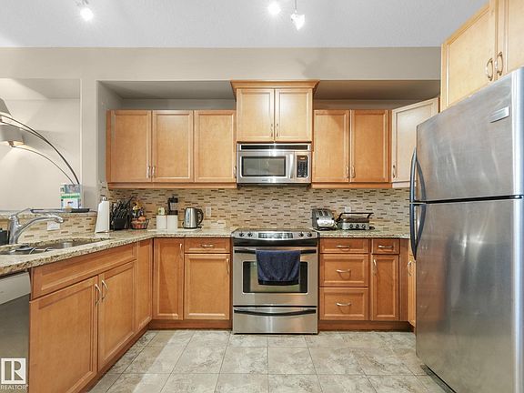 3rd image of 12408 15th Ave SW #412