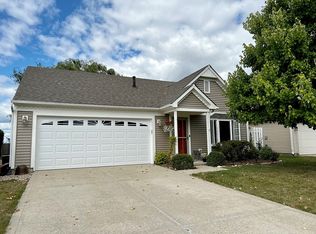 9239 Crossing Dr, Fishers, IN 46037