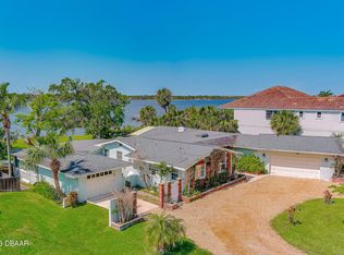 530 Riverside Dr, Ormond Beach, FL 32176