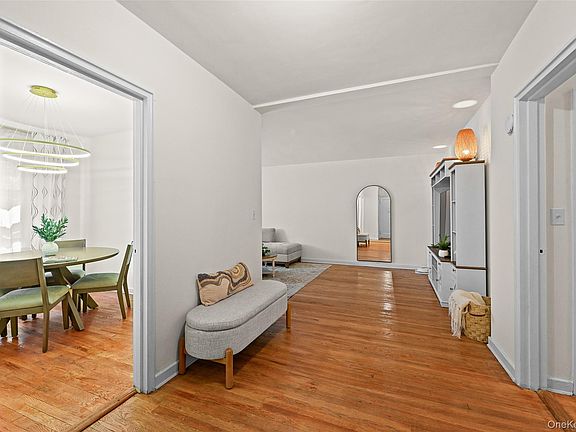 3rd image of 5 Rockledge Avenue #1A