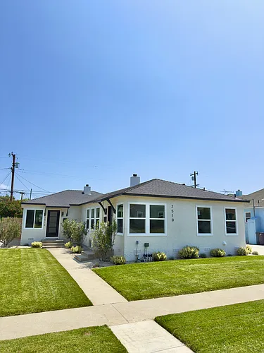 2510 Termino Ave Photo 1