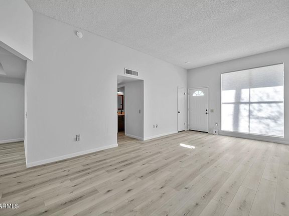 5th image of 14214 N NEWCASTLE Drive