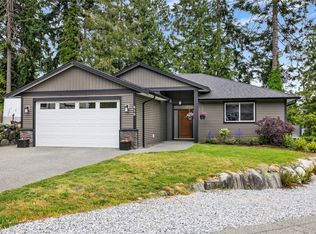 838 Stirling Dr, Ladysmith, BC V9G 2C5