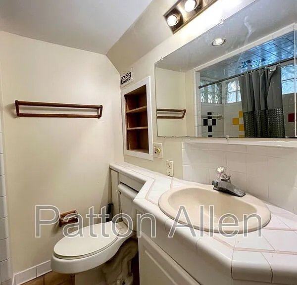 29 Parkman Ave #3 — Photo 8