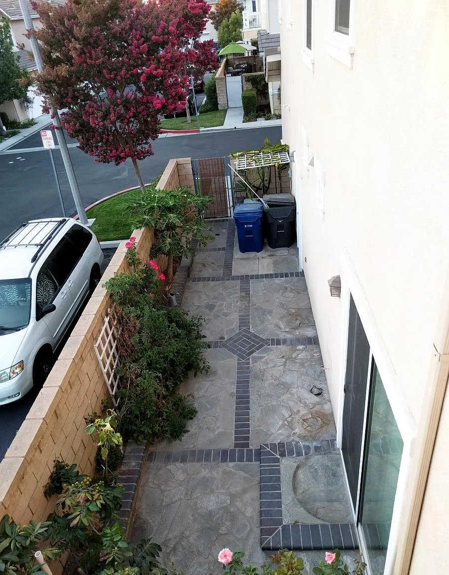 2710 Brewer Street — Photo 2