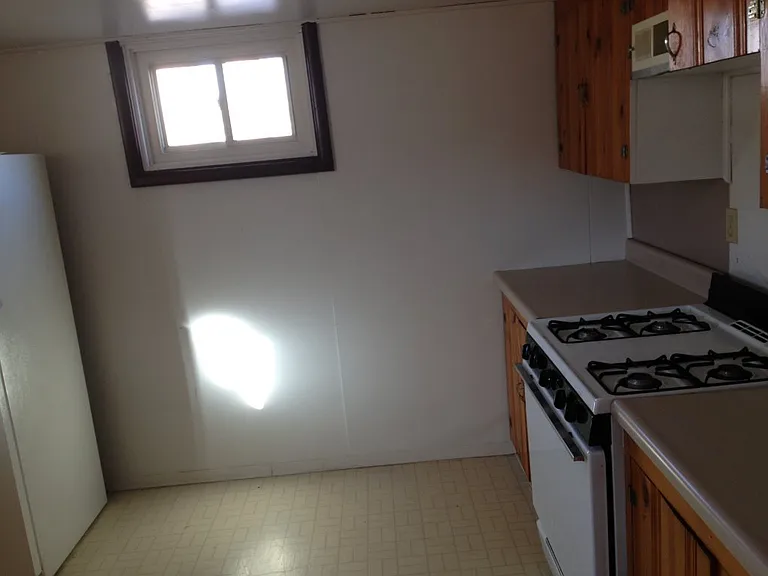 2102 East 17th Street — Photo 6
