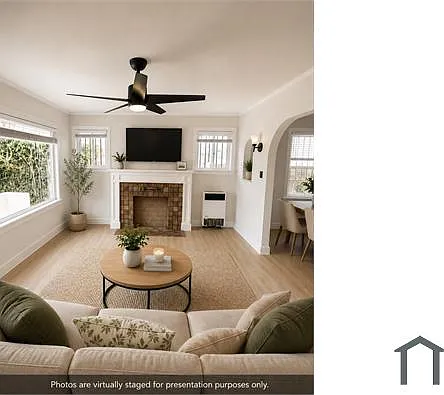 1204 W 65th St — Photo 2