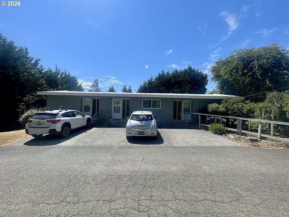 1st image of 2645 N 16th Ct