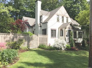 41 Robbin Hill Rd, Scarsdale, NY 10583