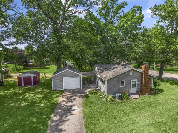 905 S Cleveland St, Shawano, WI 54166