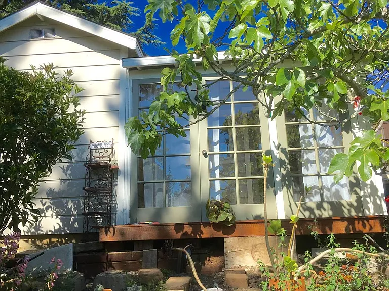 85 Parnassus Rd #B — Photo 20