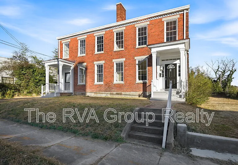 27 S Jefferson St #A — Photo 2