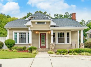 739 E Tugalo St, Toccoa, GA 30577