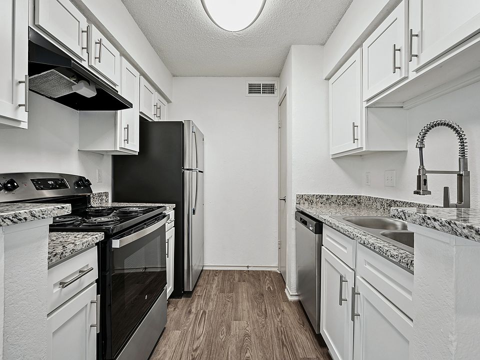 The Ryan- Kitchen