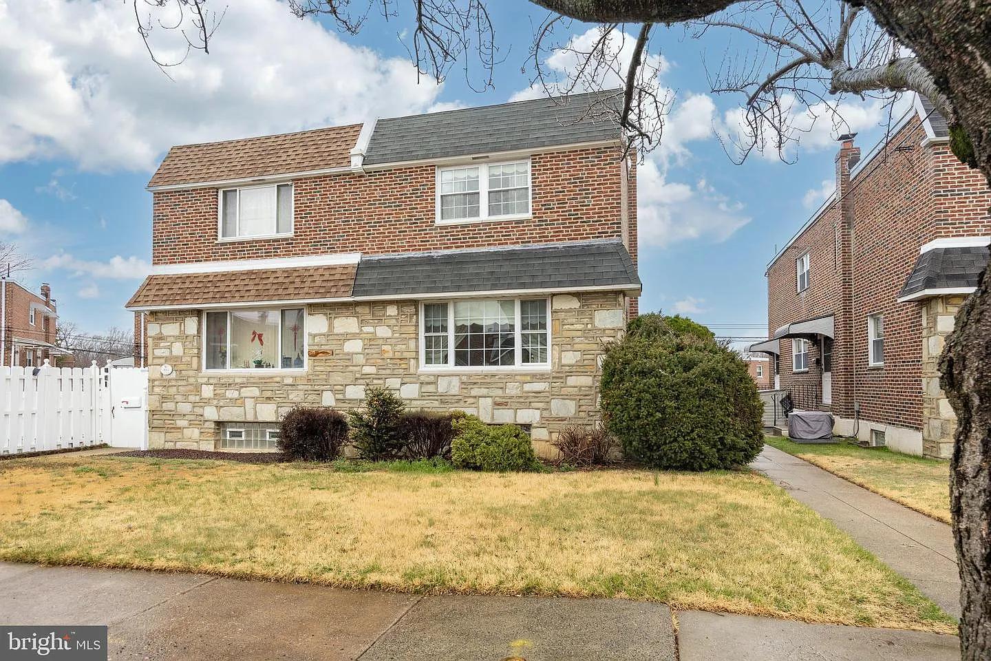 3013 Vista St photo 1