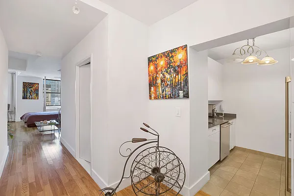 Rented by Compass | media 3