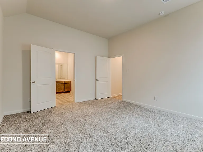 1421 Palamedes Dr — Photo 7