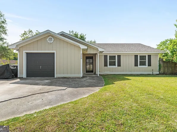 305 Woodlawn Dr, Saint Marys, GA 31558