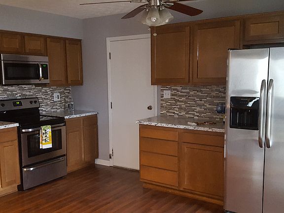 4th image of 1647 Rock Creek Dr