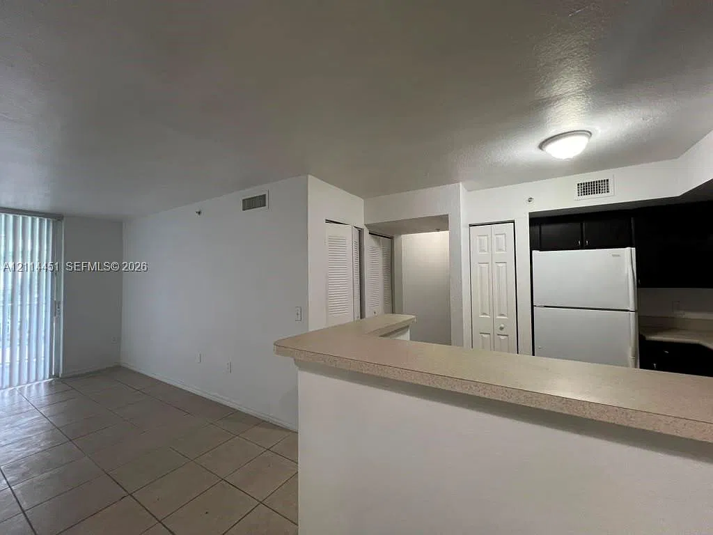 The Oaks In North Miami C — Photo 2