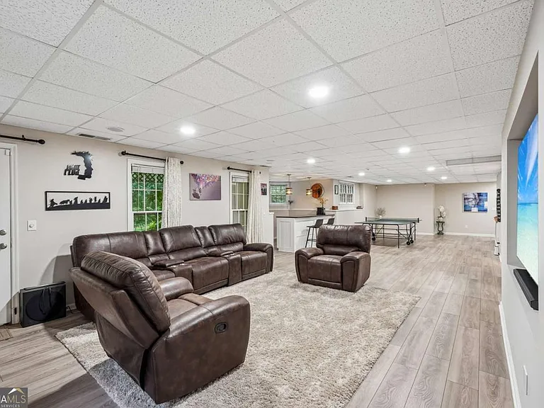 3302 Greencastle Way NE — Photo 45