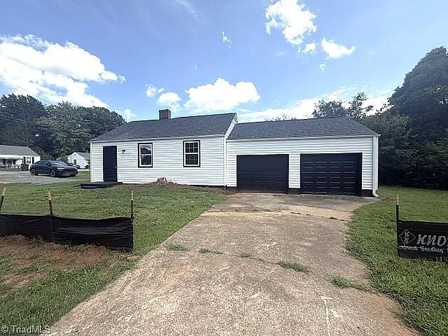 1st image of 1048 E Clemmonsville Rd