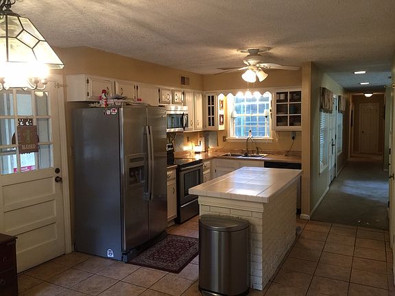 spacious kitchen