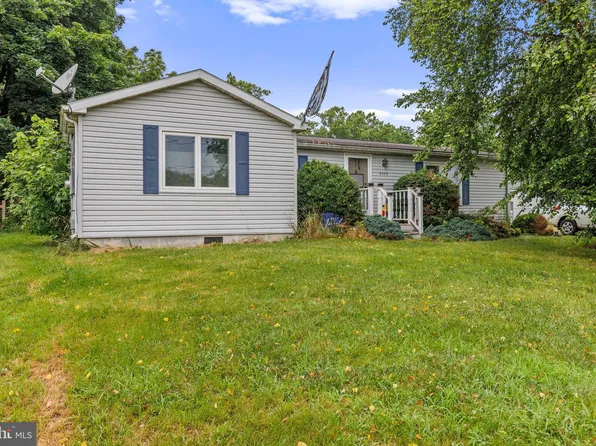 4449 Mercersburg Rd, Mercersburg, PA 17236